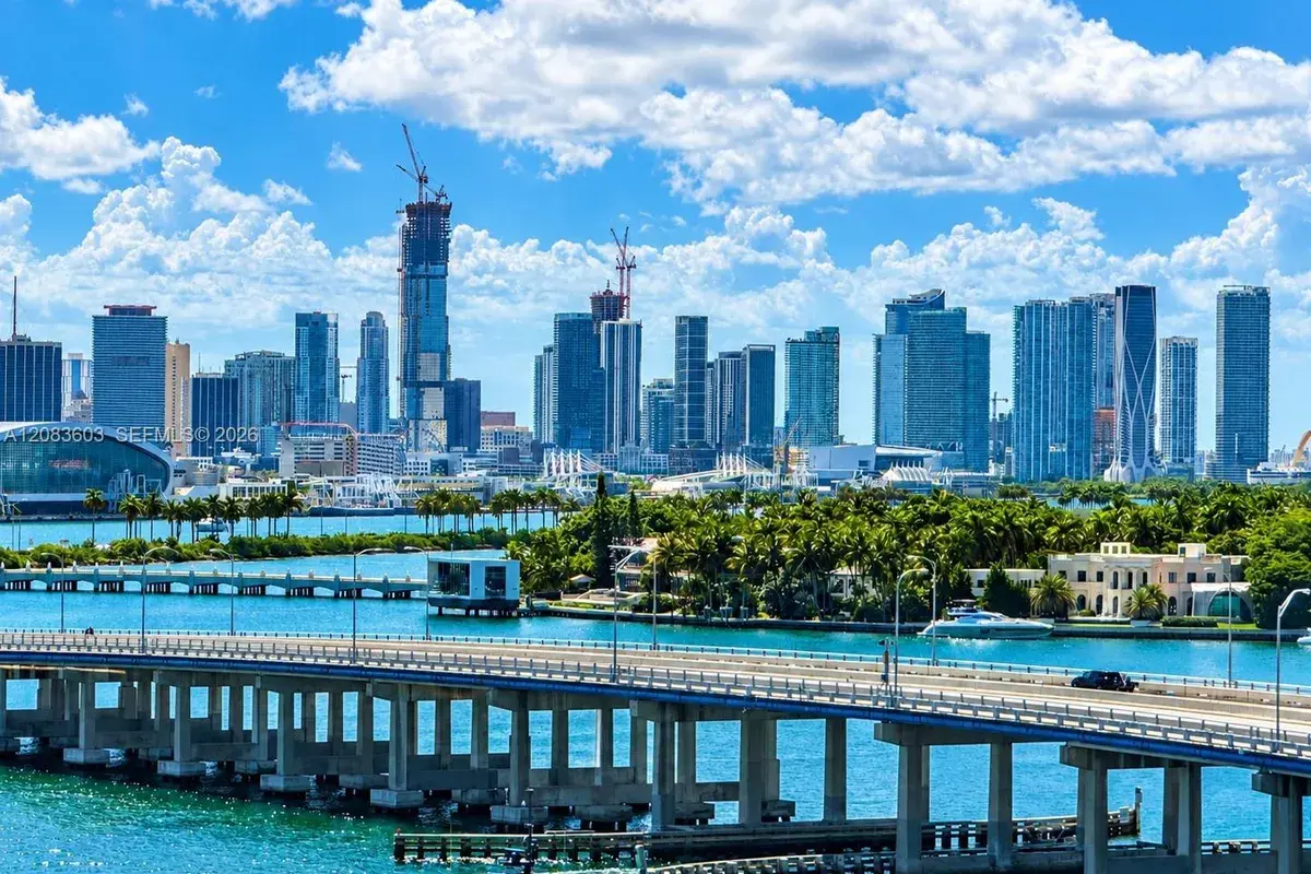 400 Alton Rd # 901, Miami Beach FL 33139