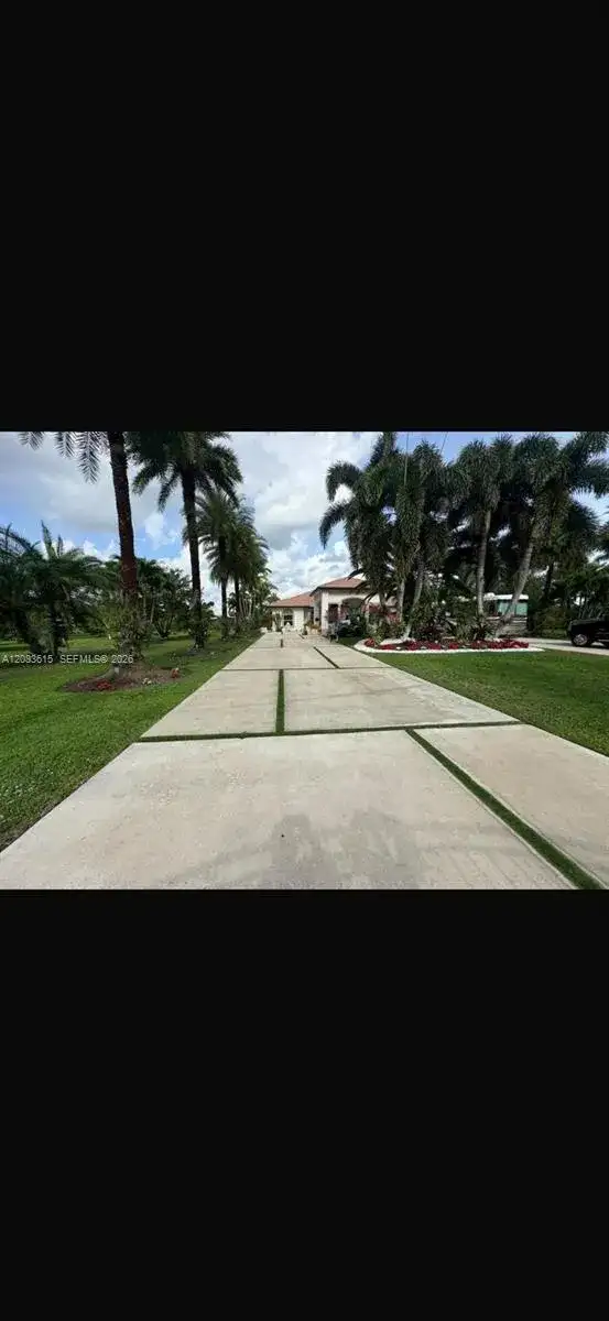 19381 SW 196th St, Miami FL 33187 photo 4