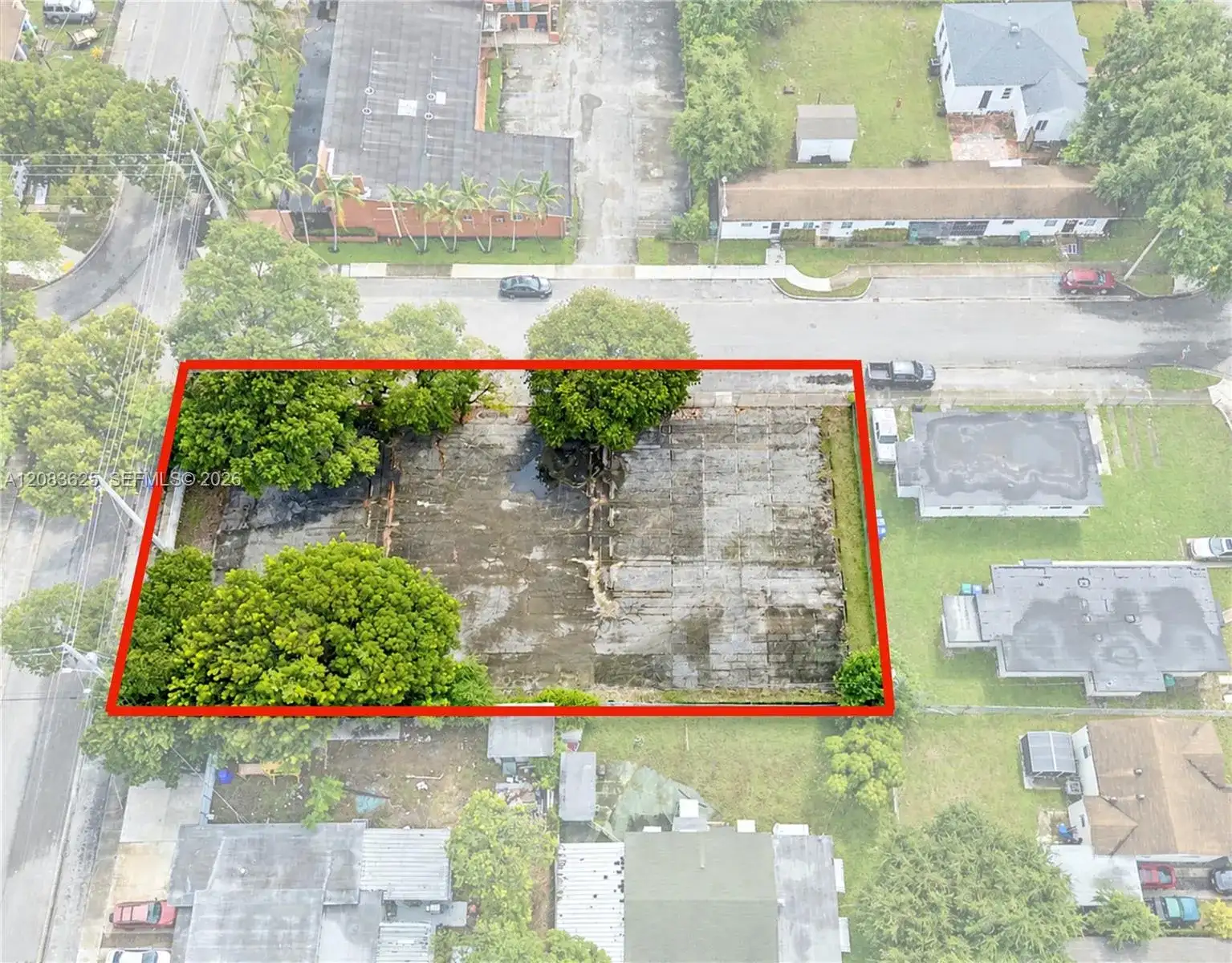 5220 NW 7th Ct, Miami FL 33127 photo 2