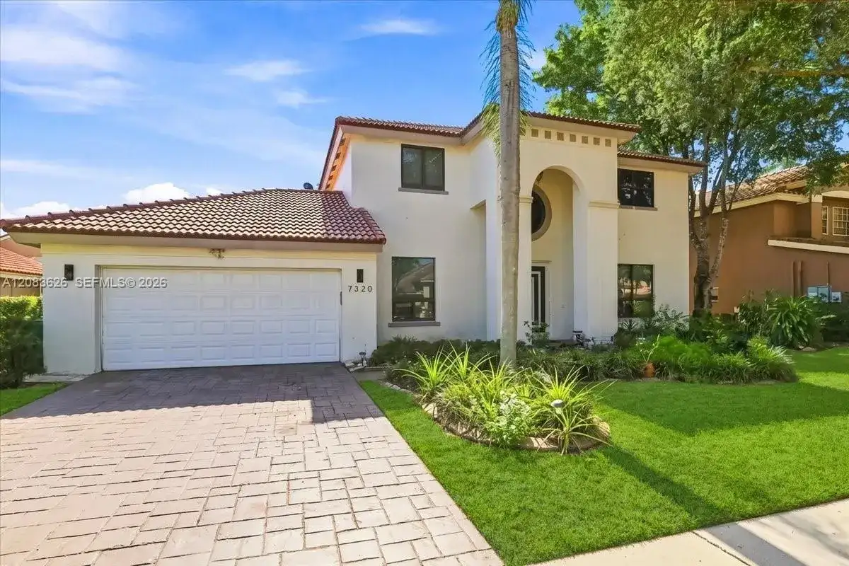 7320 NW 68th Way, Parkland FL 33067 photo 3