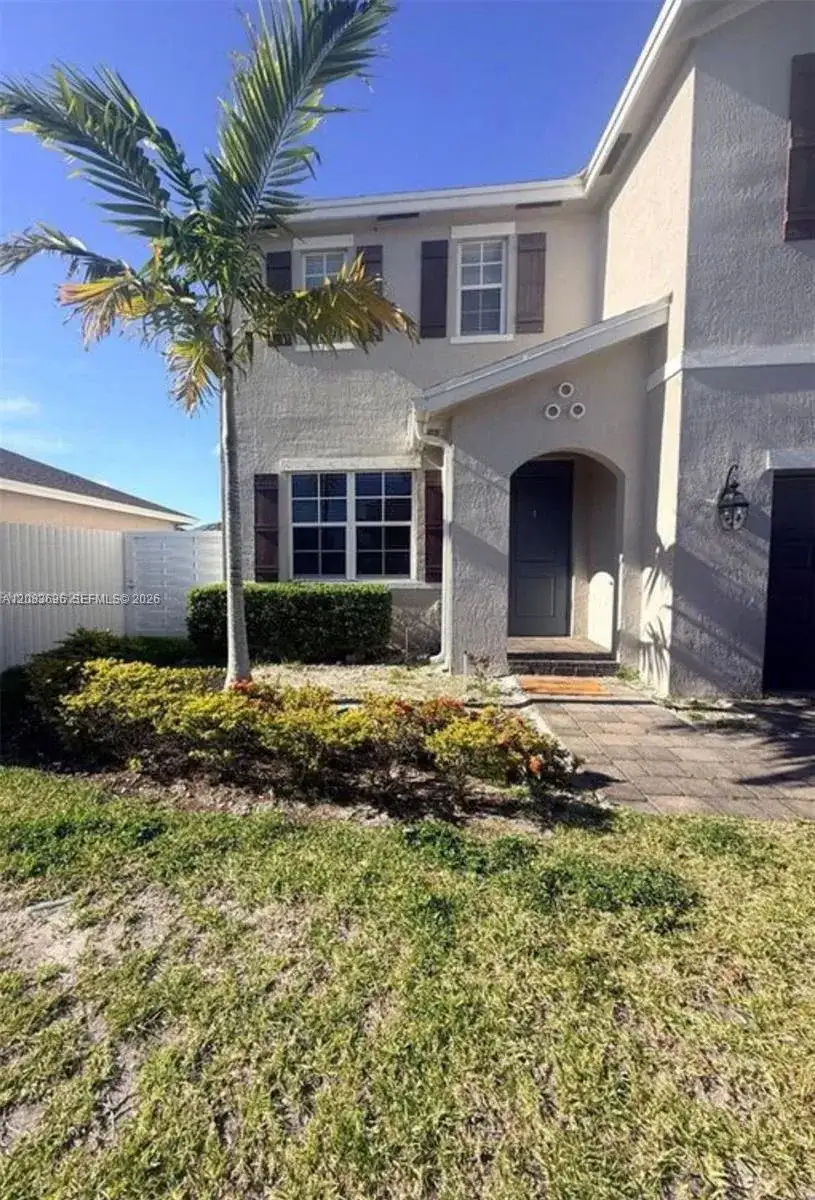13219 SW 270th Ter, Homestead FL 33032 photo 2