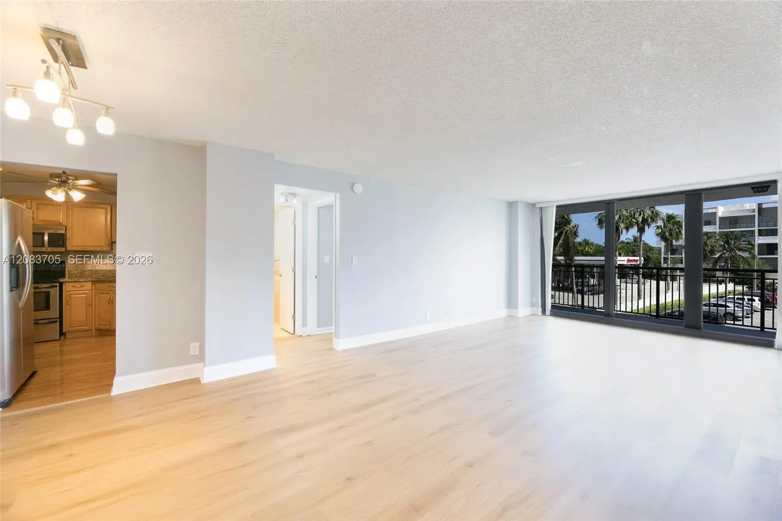 3031 N Ocean Blvd # 305, Fort Lauderdale FL 33308