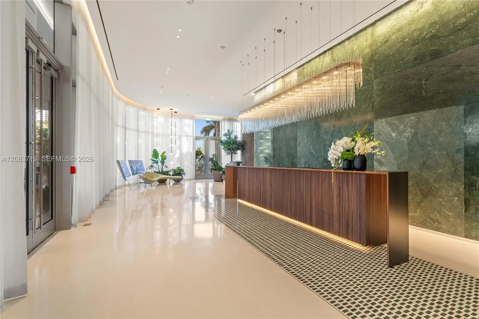 1400 biscayne blvd # 4106, Miami FL 33132