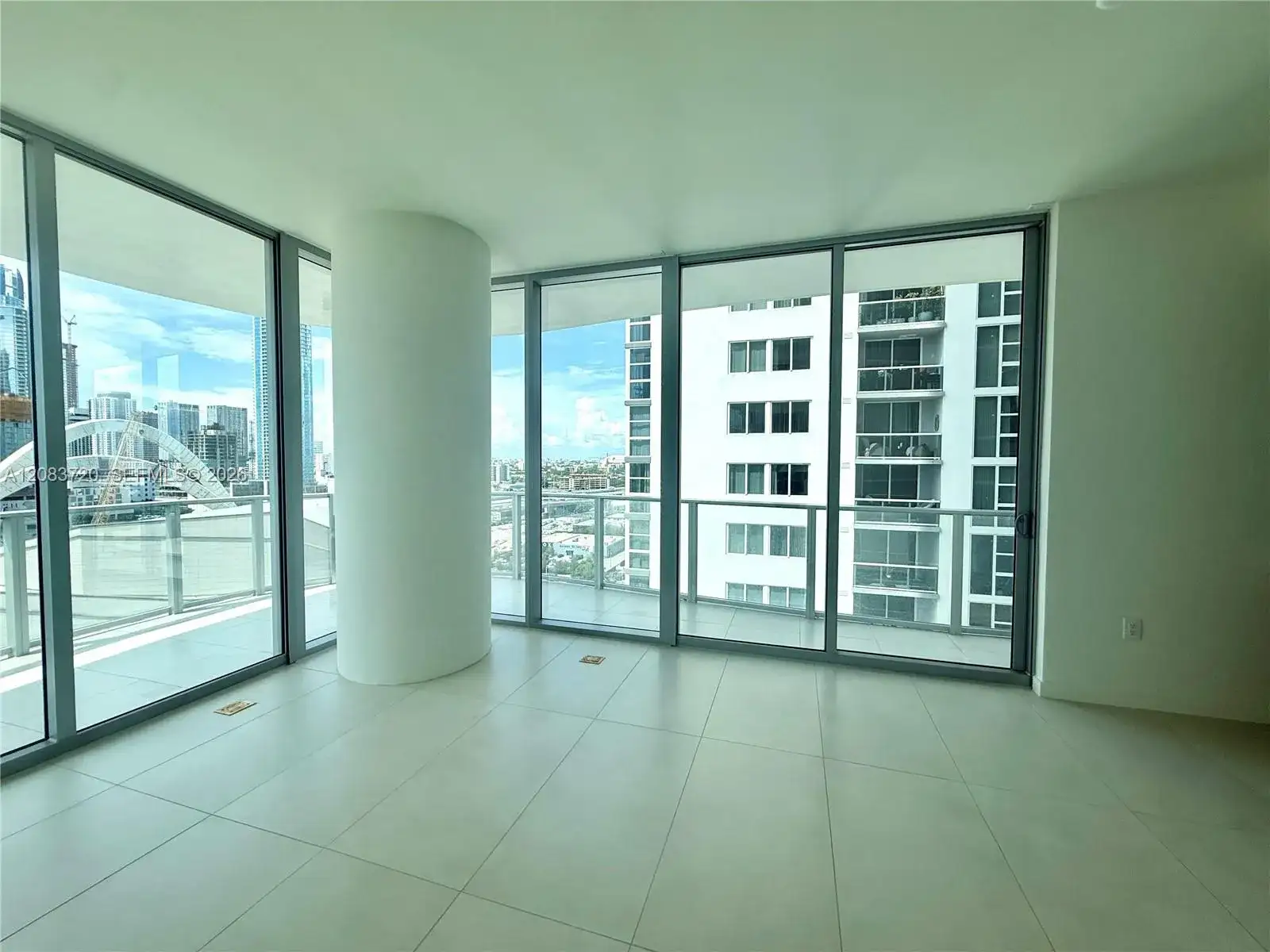 1400 Biscayne Blvd # 1602, Miami FL 33132 photo 2