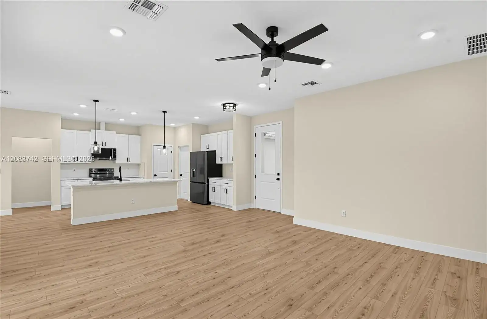 140 Frontier Drive, Palm Coast FL 32137 photo 3
