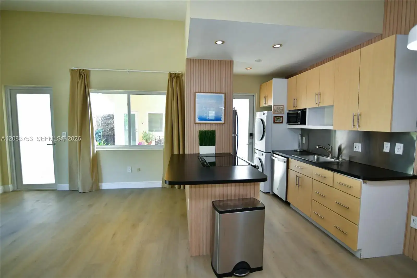 65 W Washington Ave # 26, Miami Beach FL 33139 photo 3
