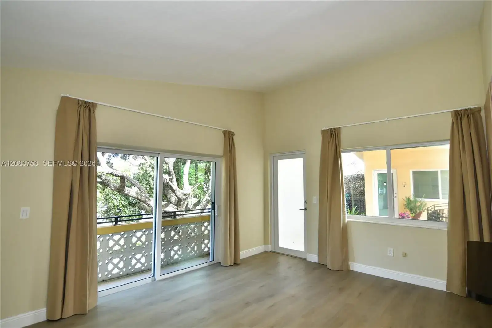65 W Washington Ave # 26, Miami Beach FL 33139 photo 5