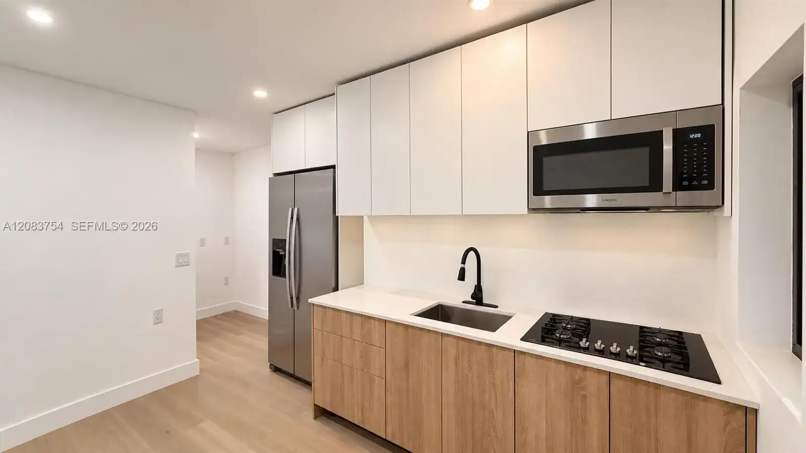 3090 NW 33rd St # 1, Miami FL 33142