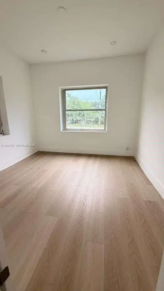 3090 NW 33rd St # 1, Miami FL 33142 photo 4