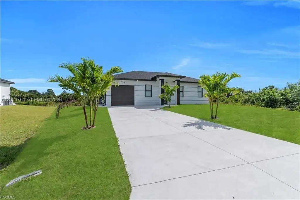 711 Roma Ave, Lehigh Acres FL 33974 photo 3