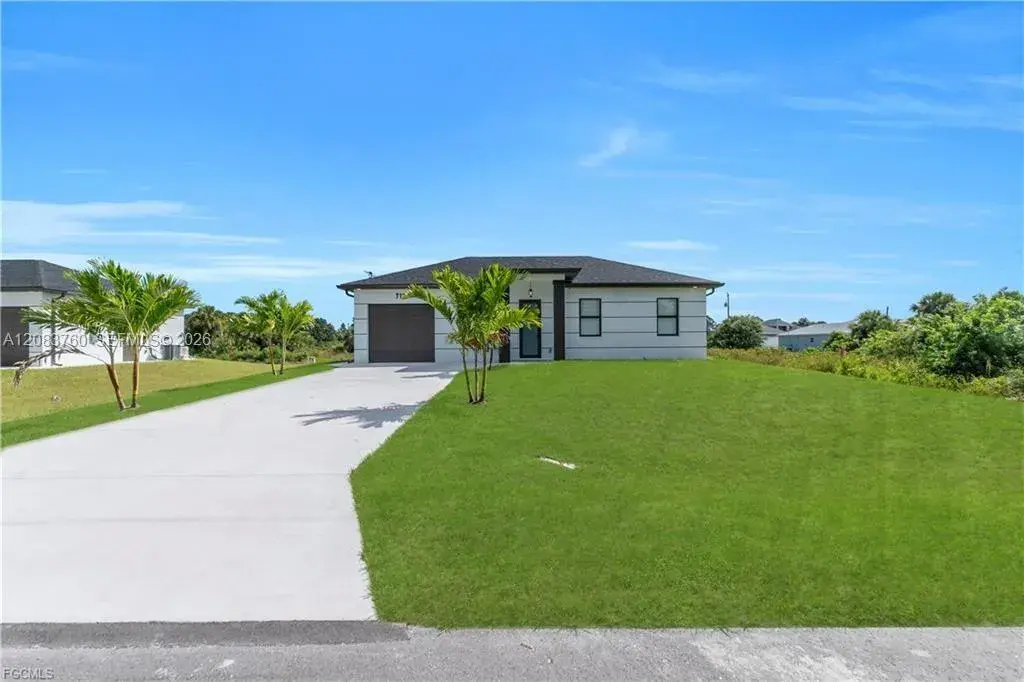711 Roma Ave, Lehigh Acres FL 33974
