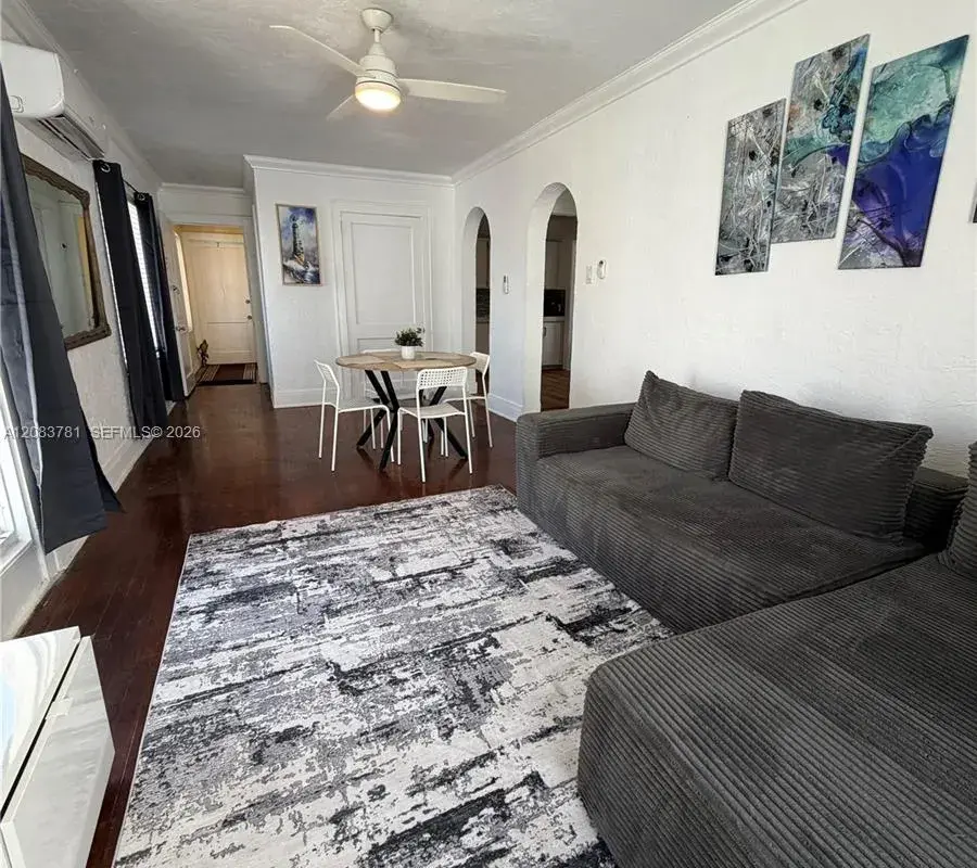 817 Tyler St # 8, Hollywood FL 33019