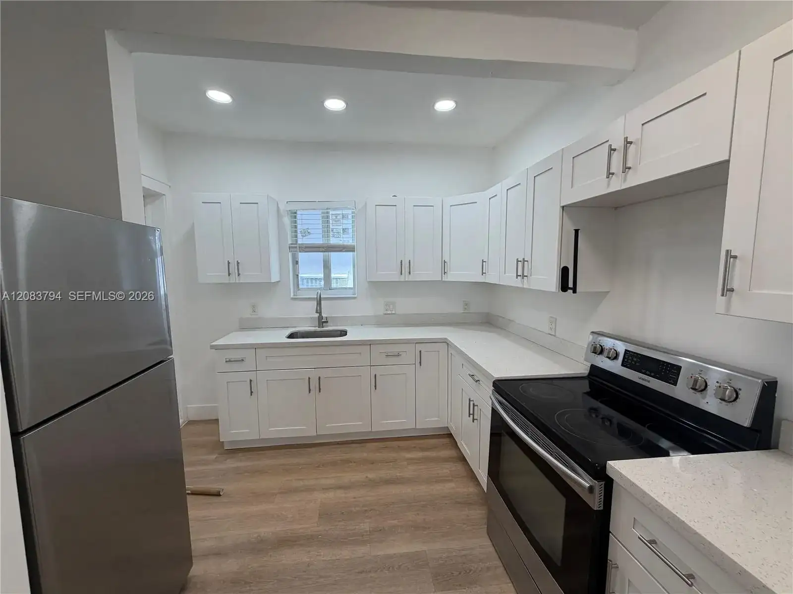 817 Tyler St # 1, Hollywood FL 33019 photo 2