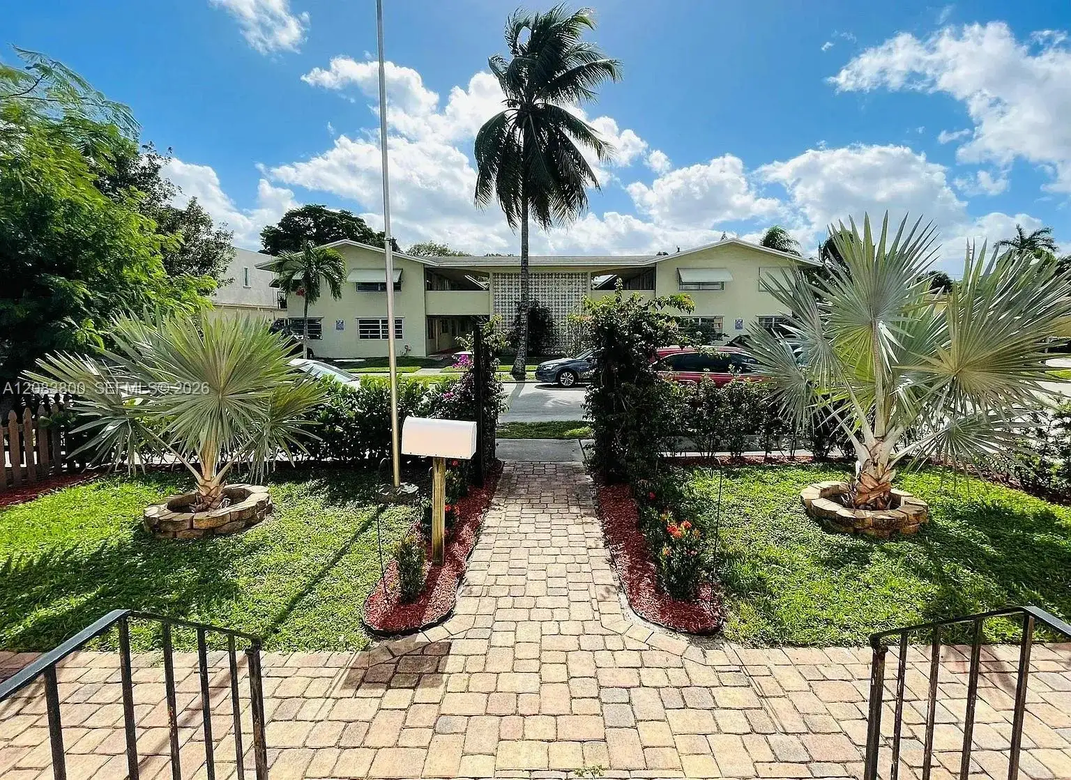 1721 Mayo St, Hollywood FL 33020 photo 5