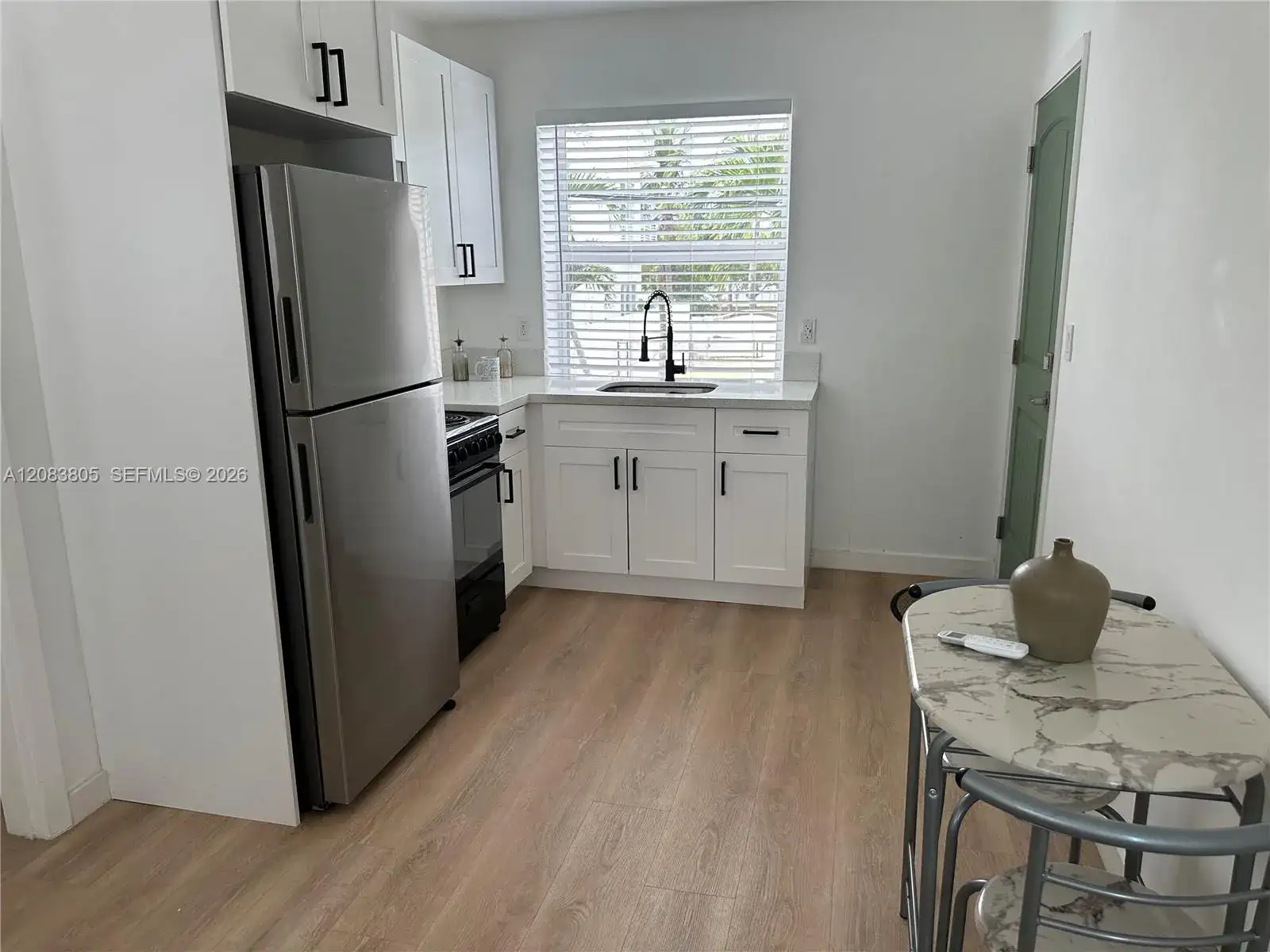 817 Tyler St # 11, Hollywood FL 33019 photo 3