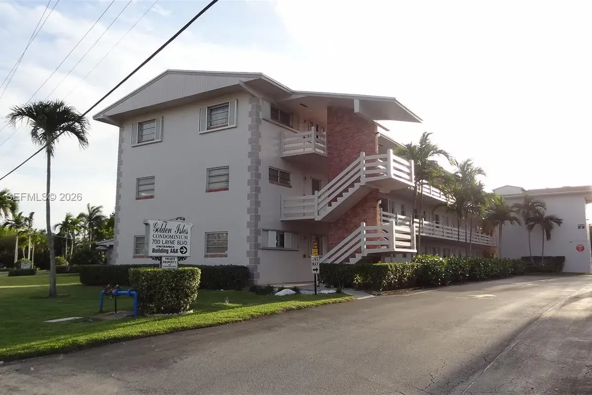 700 Layne Blvd # 319, Hallandale Beach FL 33009