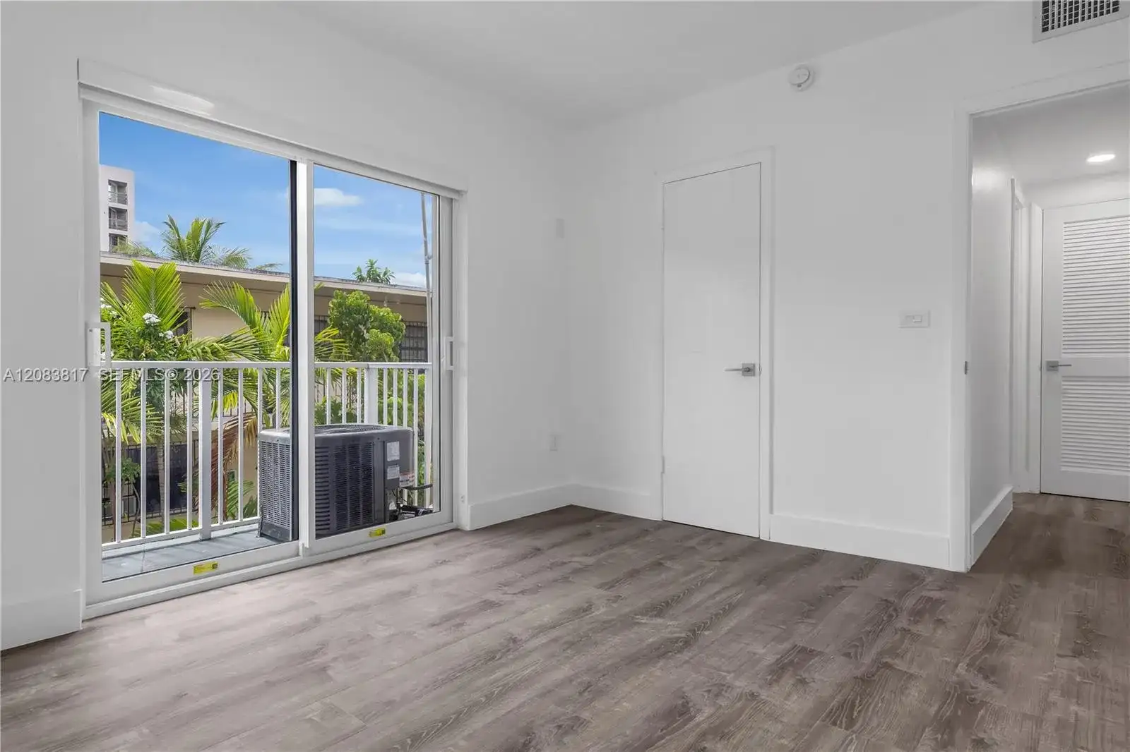 2300 SW 3rd Ave # 12A, Miami FL 33129 photo 4