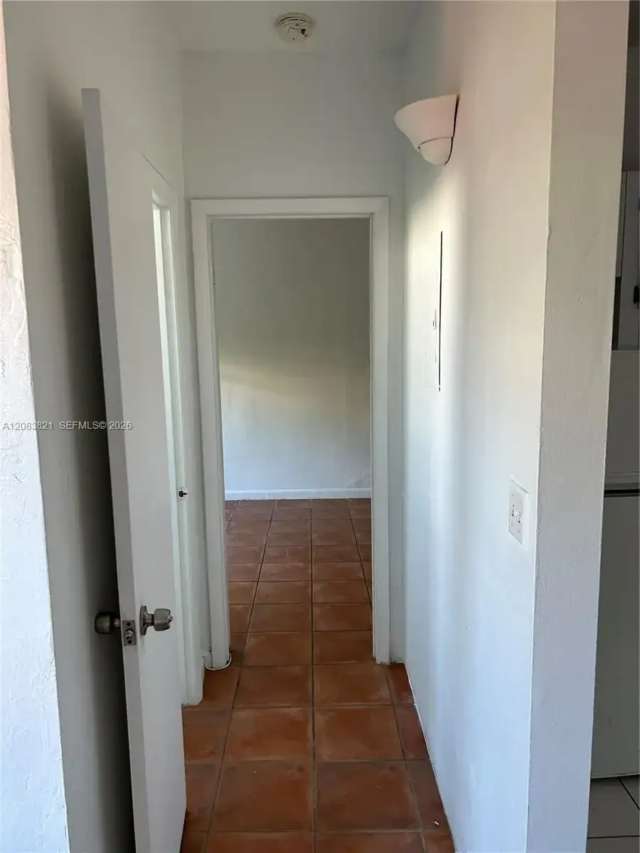 1615 Pennsylvania Ave # 29, Miami Beach FL 33139 photo 5