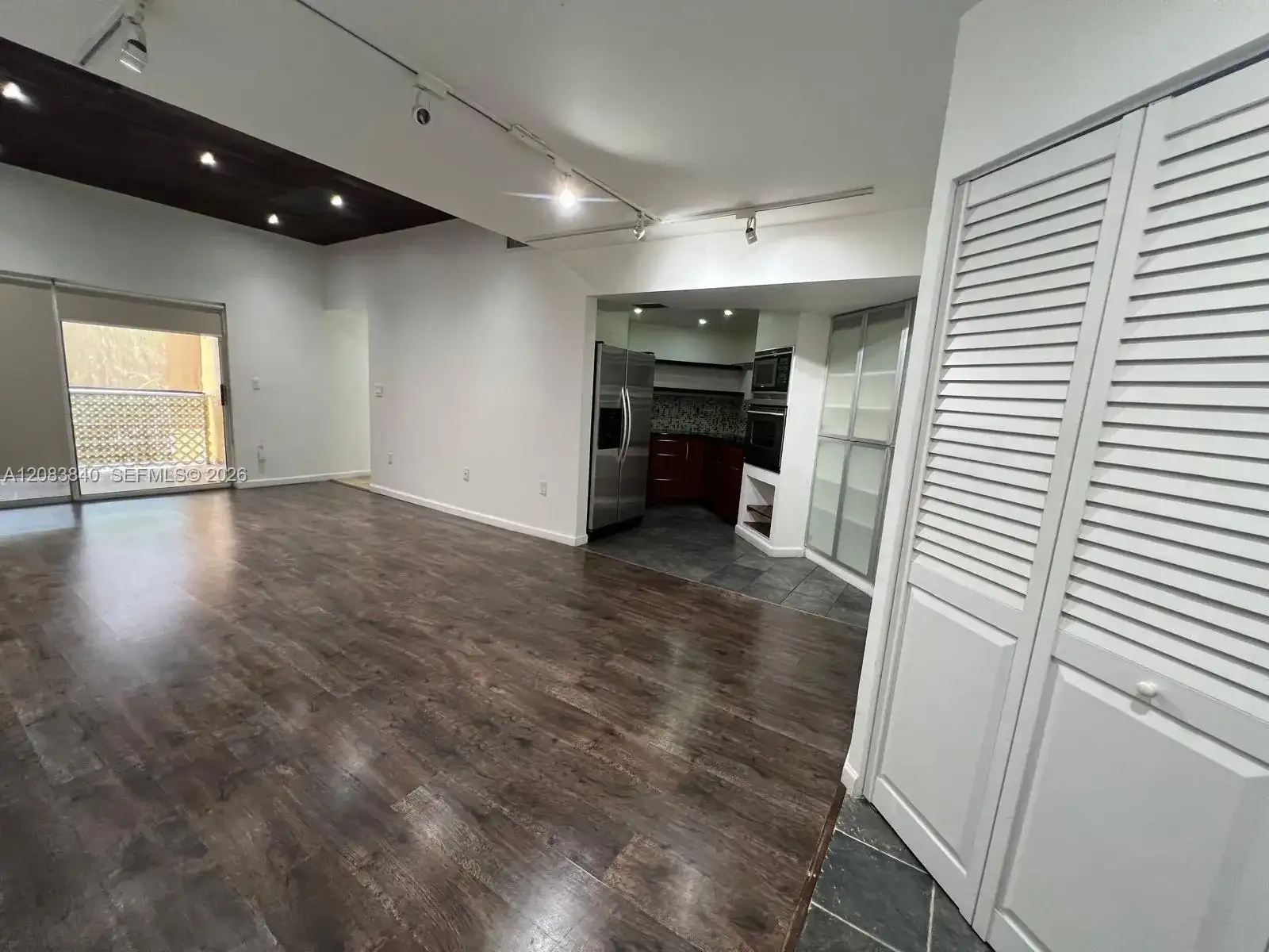 9715 Fontainebleau Blvd # E308, Miami FL 33172 photo 5