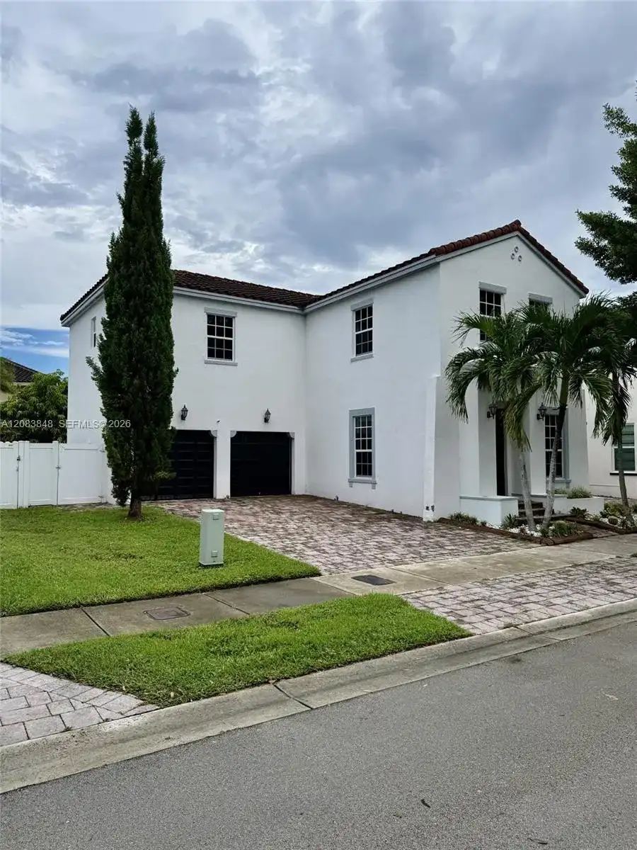 17081 SW 94th Way, Miami FL 33196