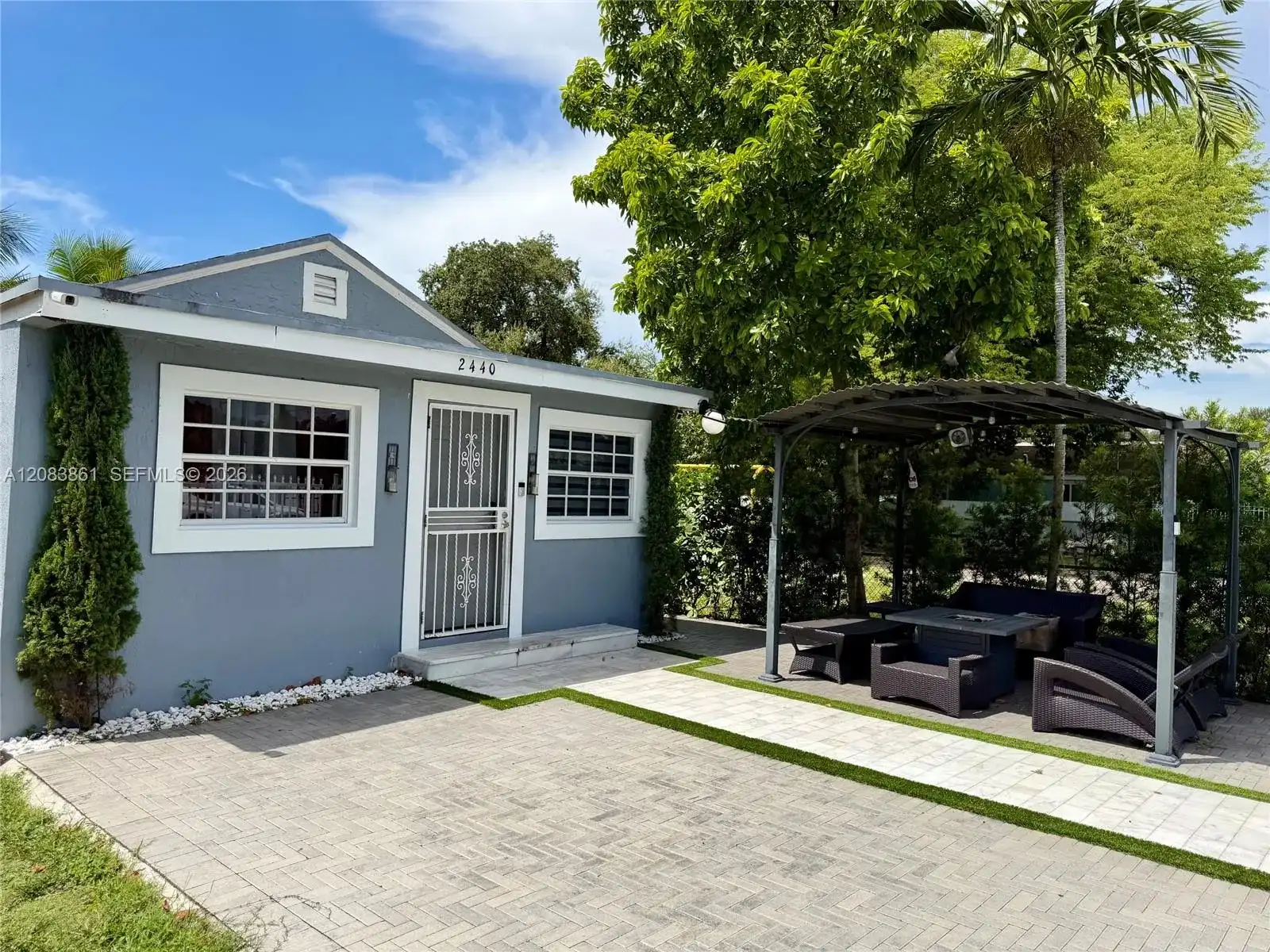 2440 NW 57th St, Miami FL 33142