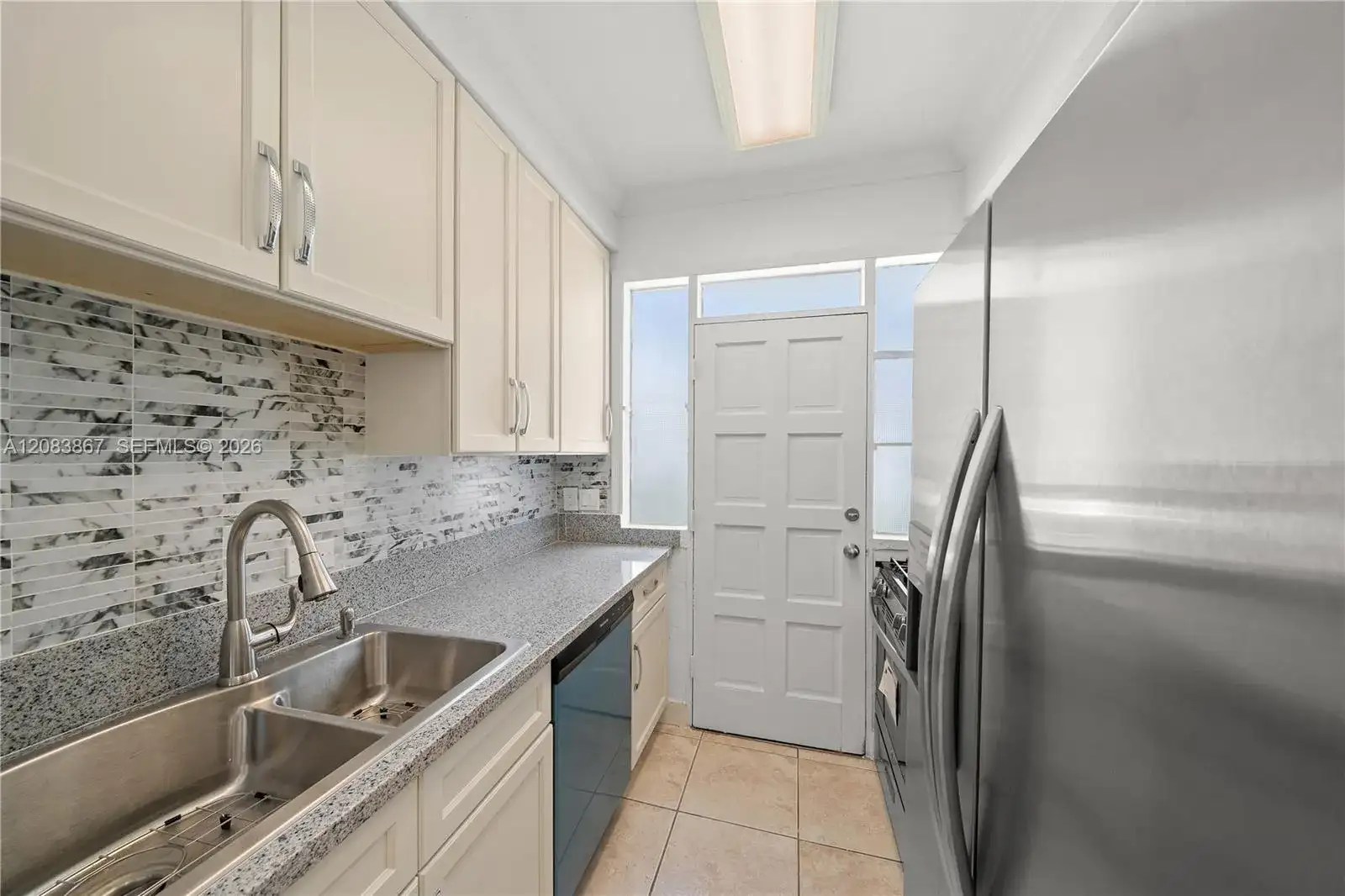 4720 Pine Tree Dr # 6, Miami Beach FL 33140 photo 4