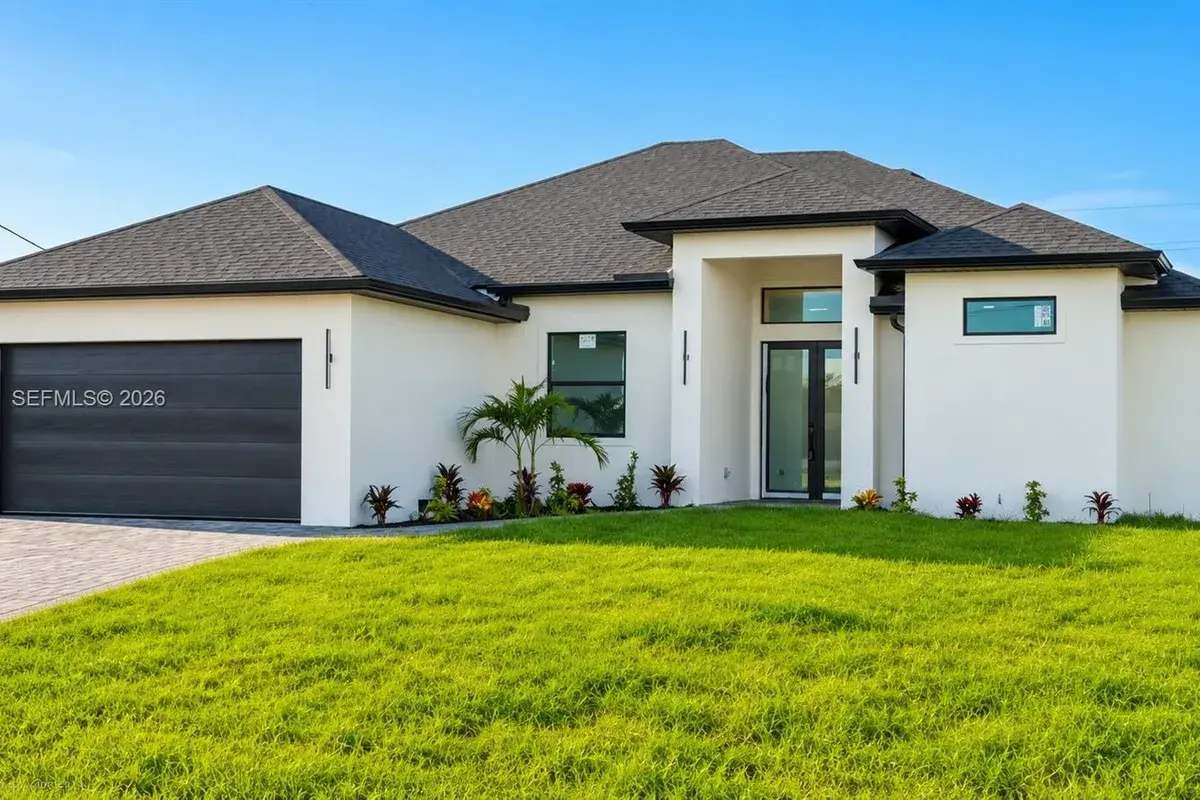 3301 NW 5 St, Cape Coral FL 33993