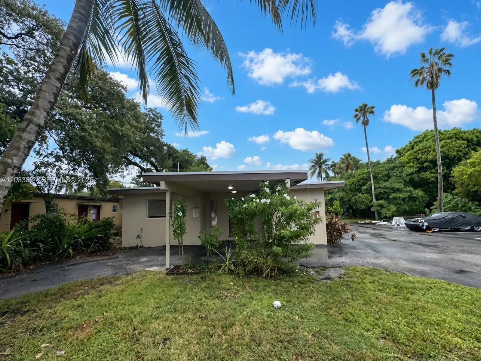 519 NW 23rd Ave, Fort Lauderdale FL 33311 photo 2
