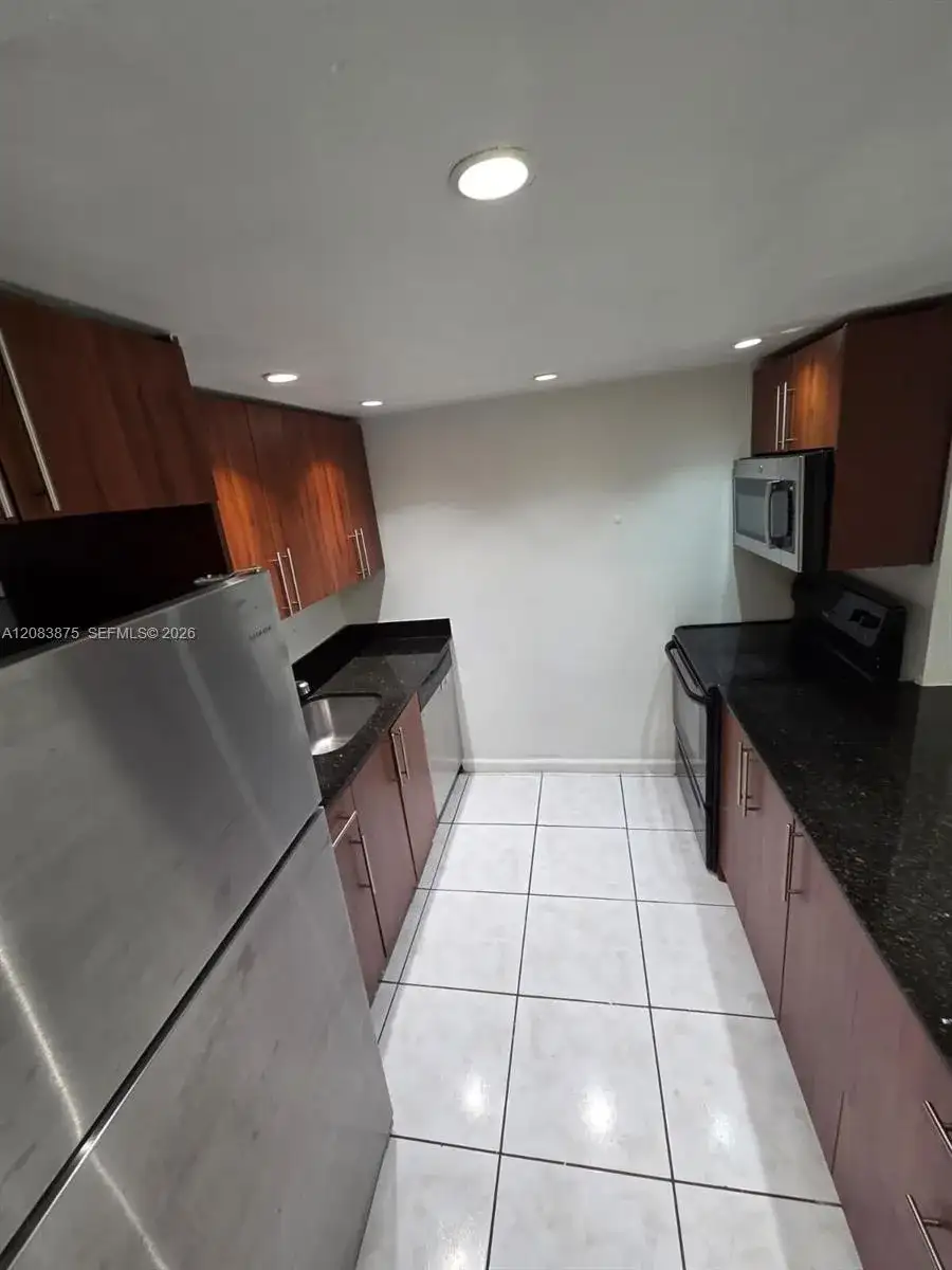 1885 NE 121st St # 8, North Miami FL 33181 photo 4