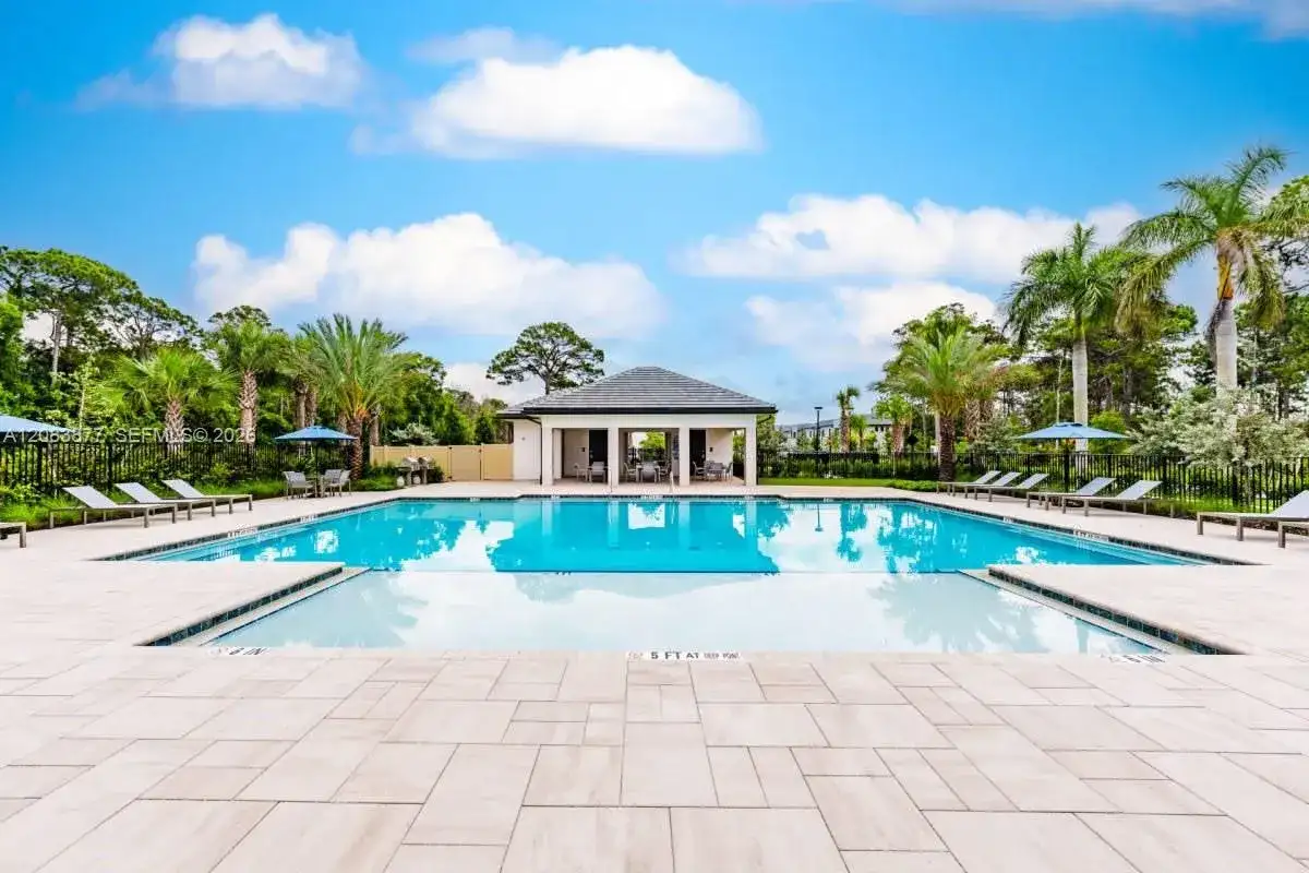 4280 Efendi Drive, Lantana FL 33462 photo 2
