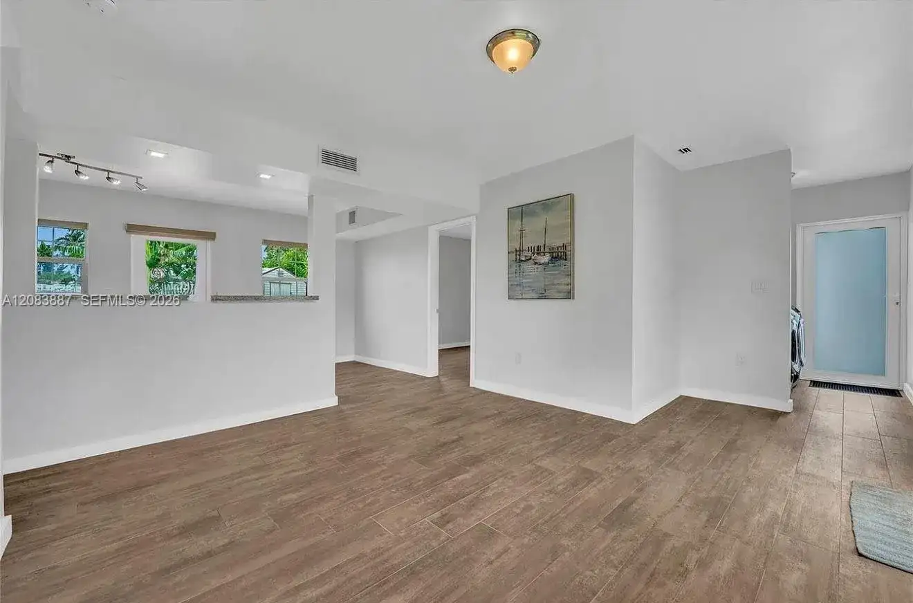 11250 SW 46th St, Miami FL 33165 photo 5
