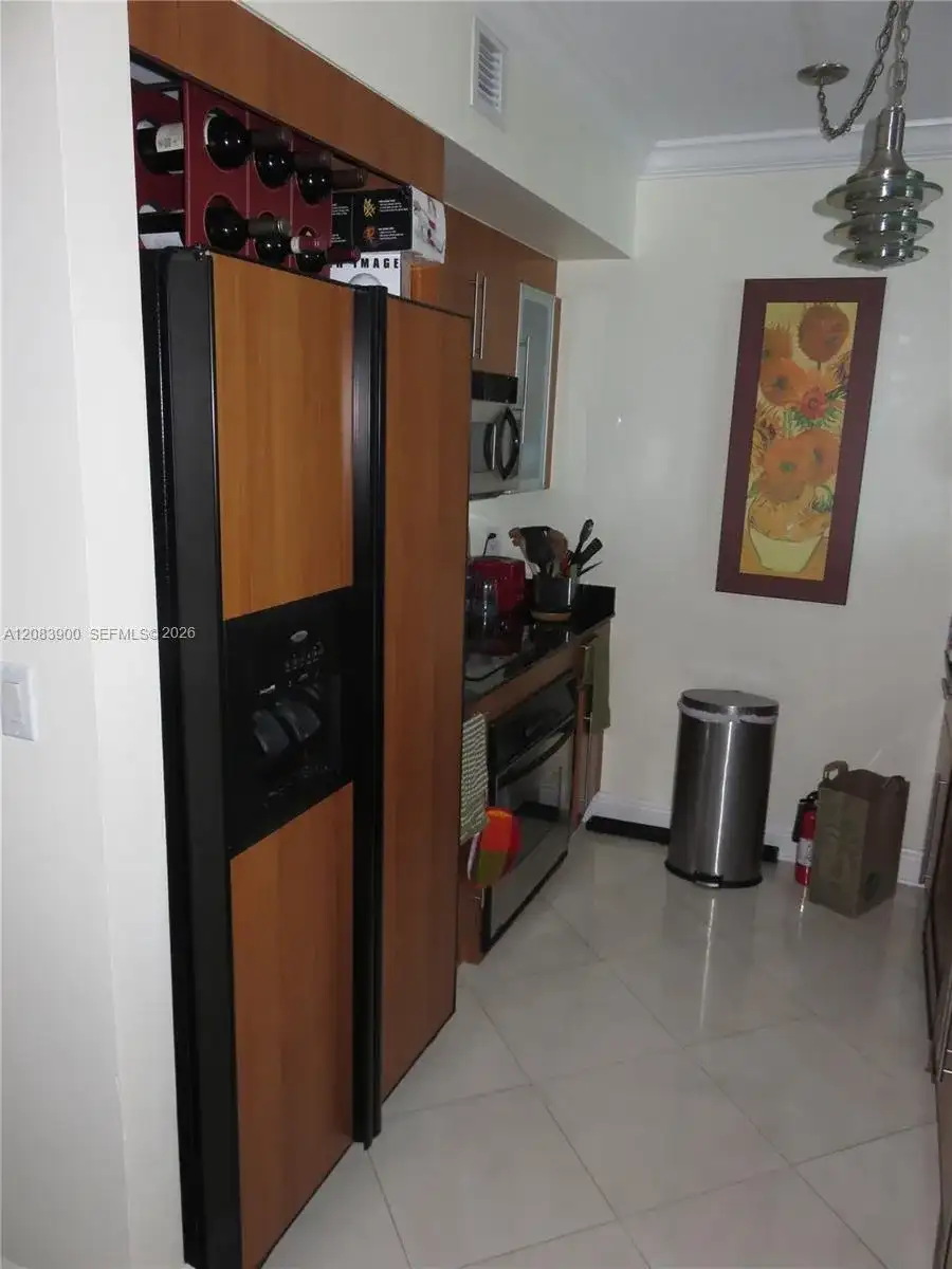 335 S Biscayne Blvd # 1508, Miami FL 33131 photo 4