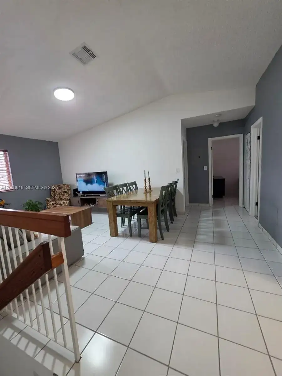 10101 W Okeechobee Rd # 202, Hialeah Gardens FL 33016 photo 4