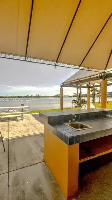 15545 N Miami Lakeway N # 303, Miami Lakes FL 33014 photo 2