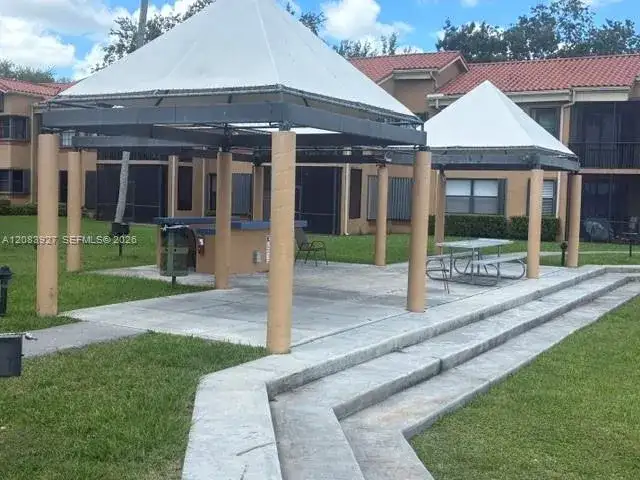15545 N Miami Lakeway N # 303, Miami Lakes FL 33014 photo 3