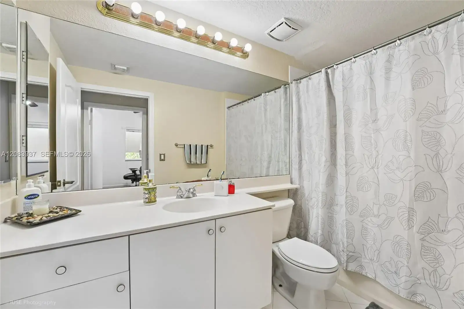 10710 NW 66th St # 313, Doral FL 33178 photo 2