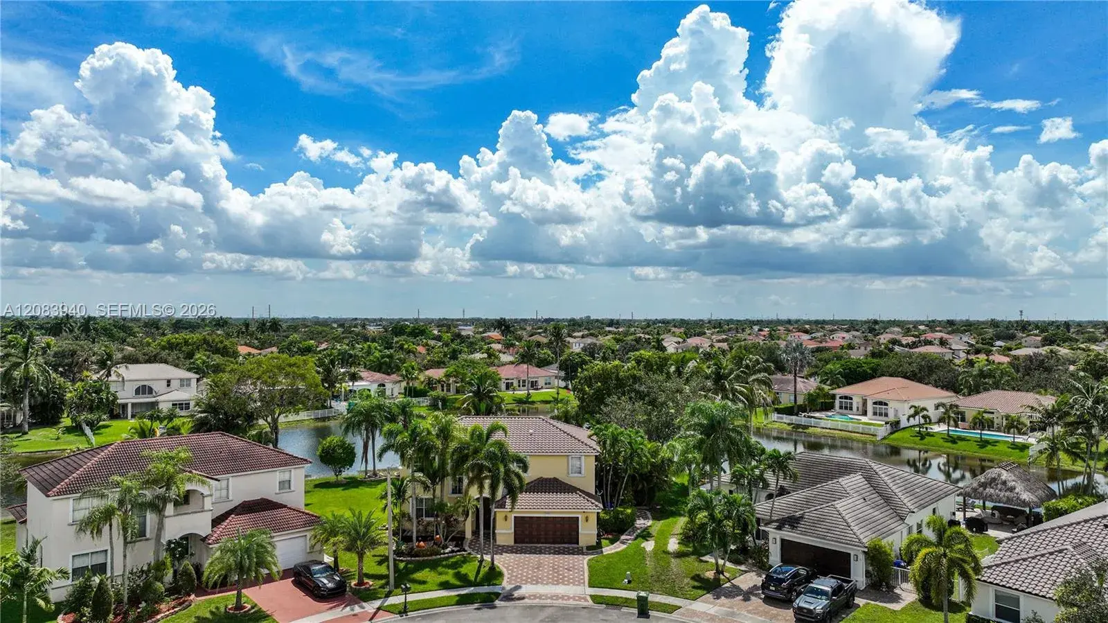 18806 NW 23rd Pl, Pembroke Pines FL 33029