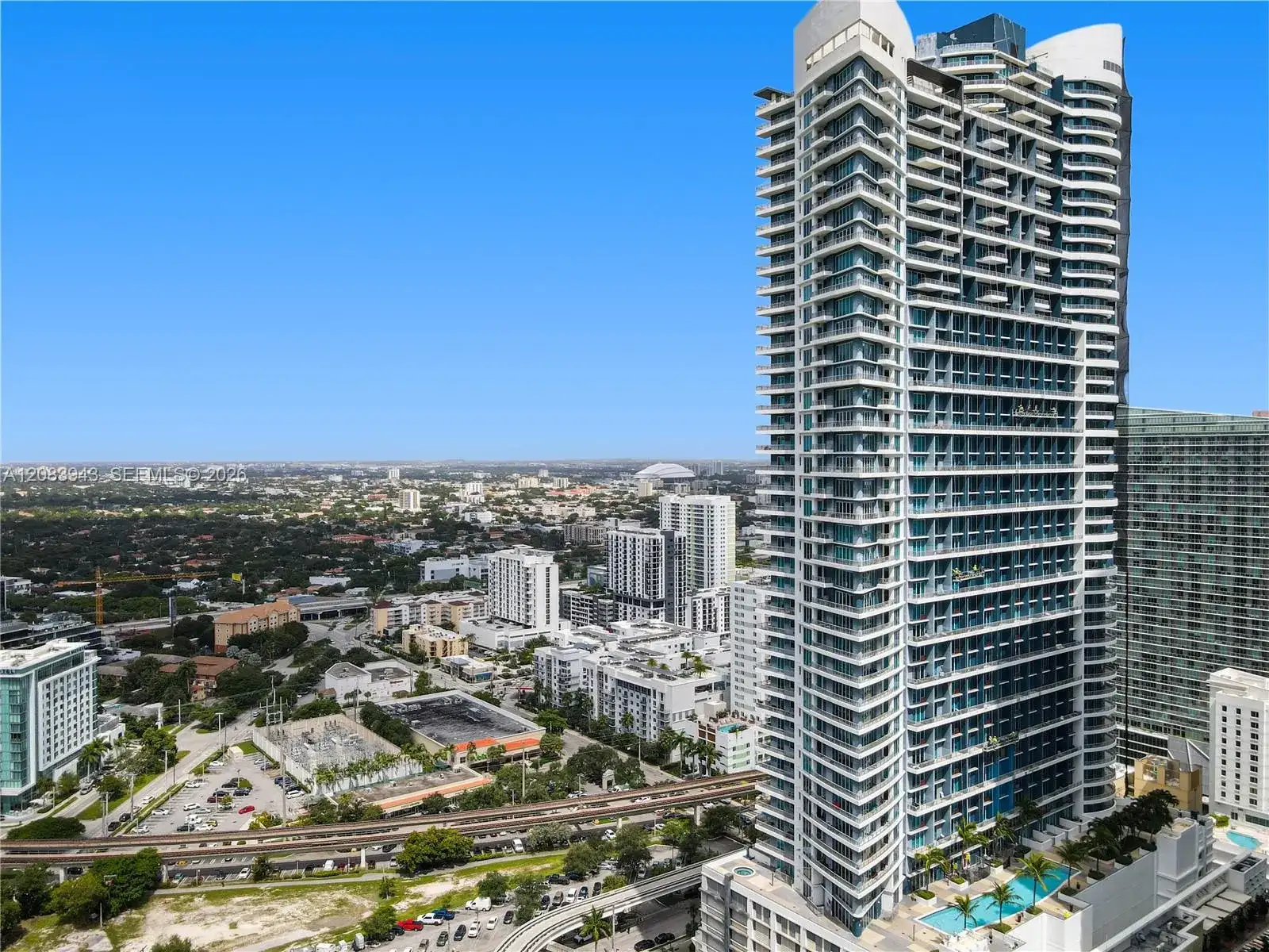 60 SW 13th St # 1422, Miami FL 33130 photo 3