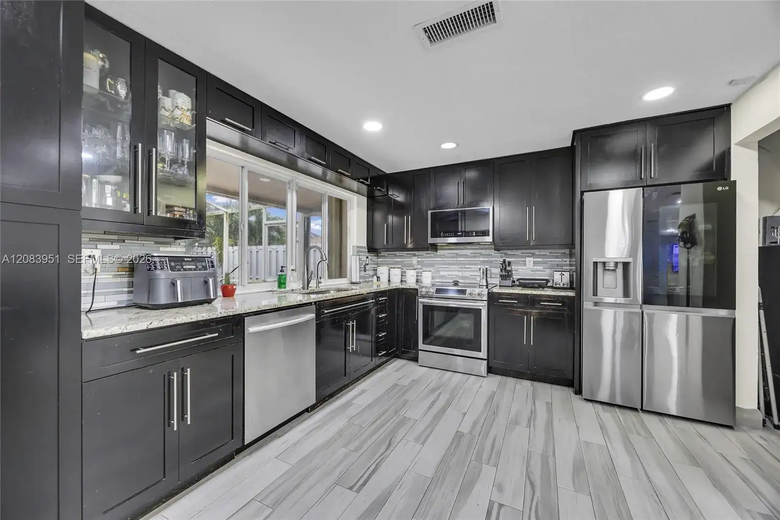 8441 Sunset Strip, Sunrise FL 33322 photo 3