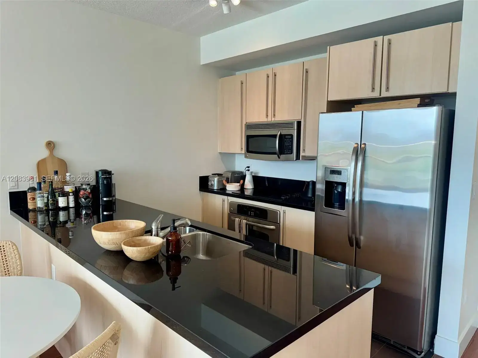 79 SW 12th St # 1502, Miami FL 33130 photo 2