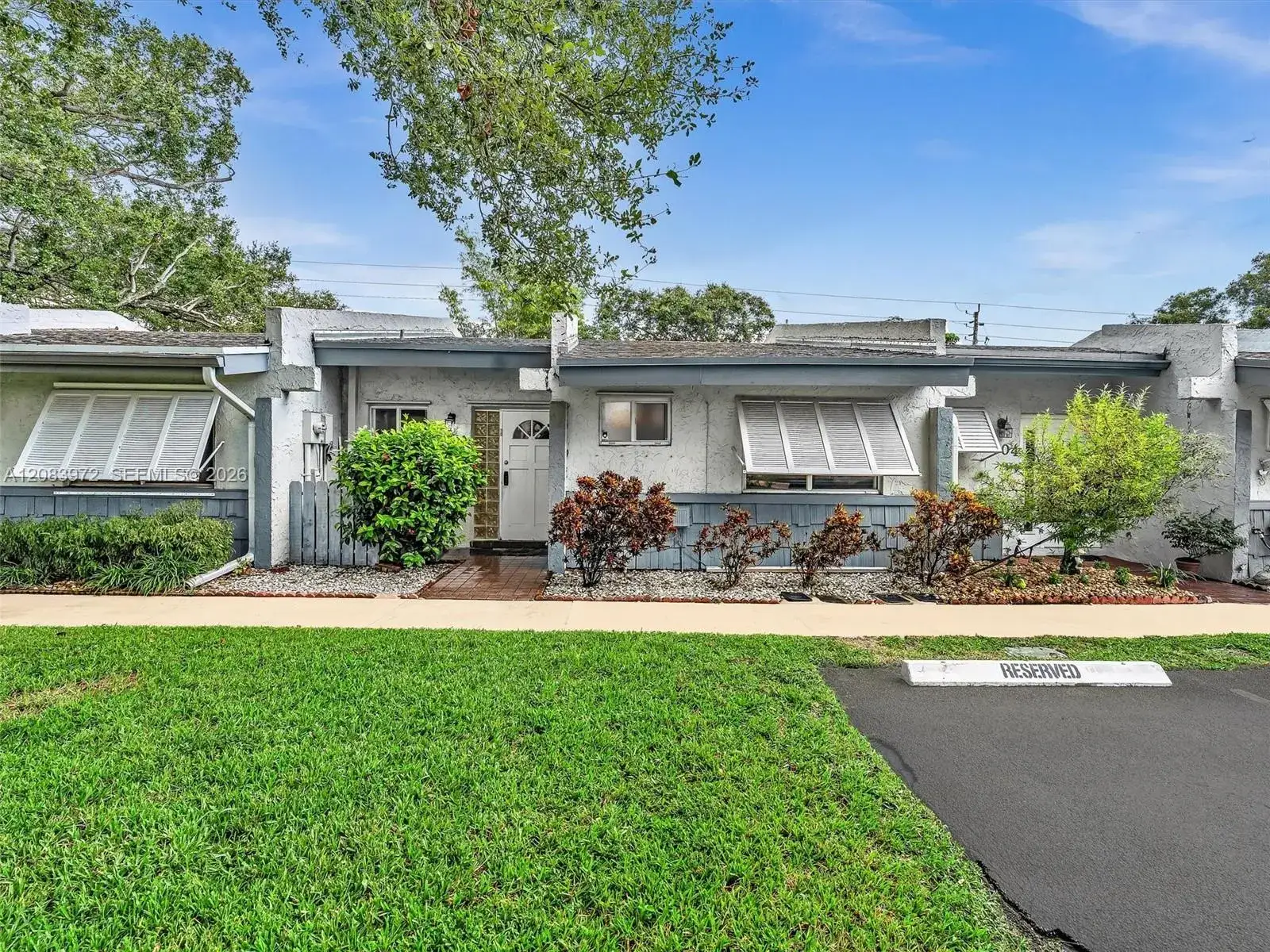 2408 N 35th Ave, Hollywood FL 33021