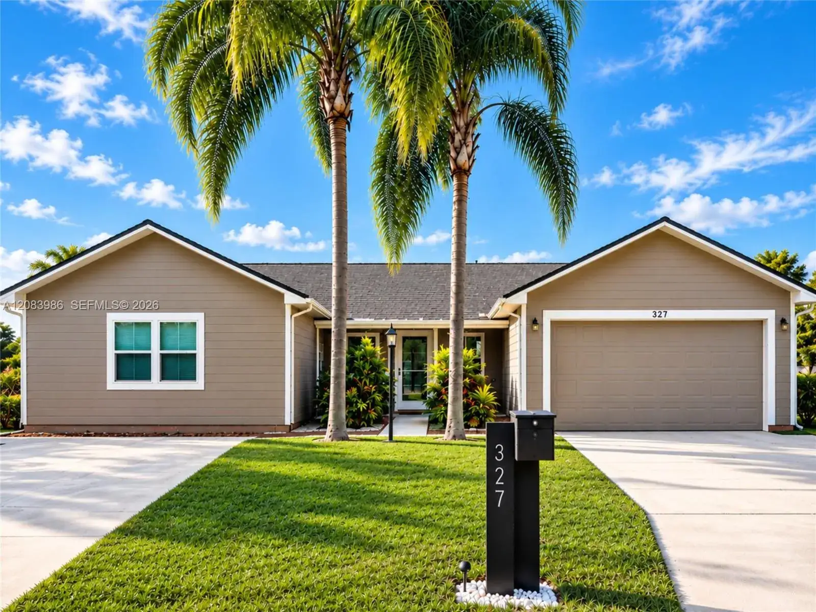 327 Marquee Dr, Kissimmee FL 34758