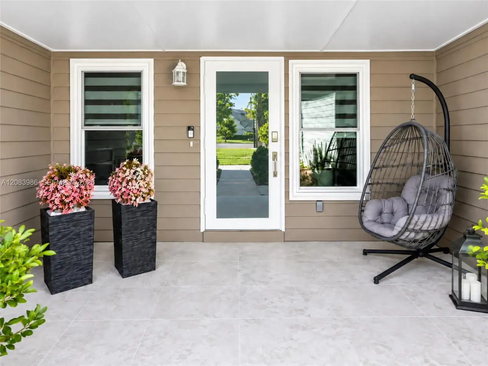 327 Marquee Dr, Kissimmee FL 34758 photo 2