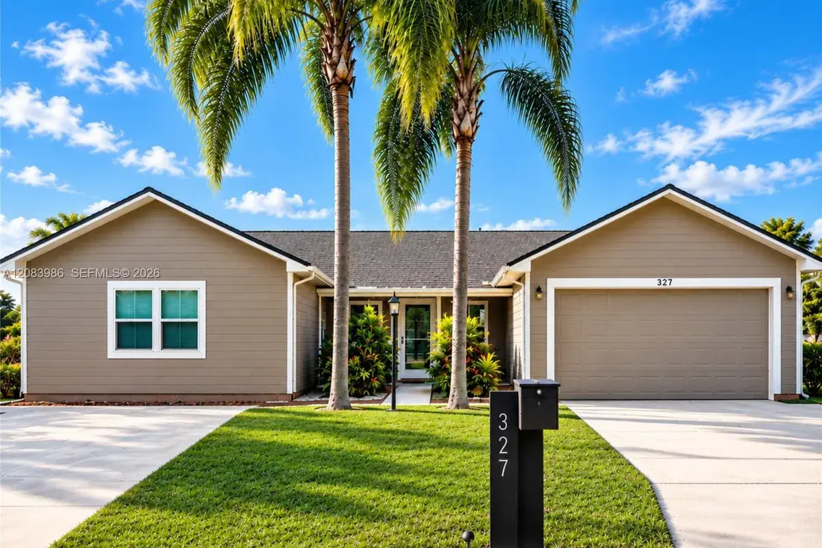 327 Marquee Dr, Kissimmee FL 34758