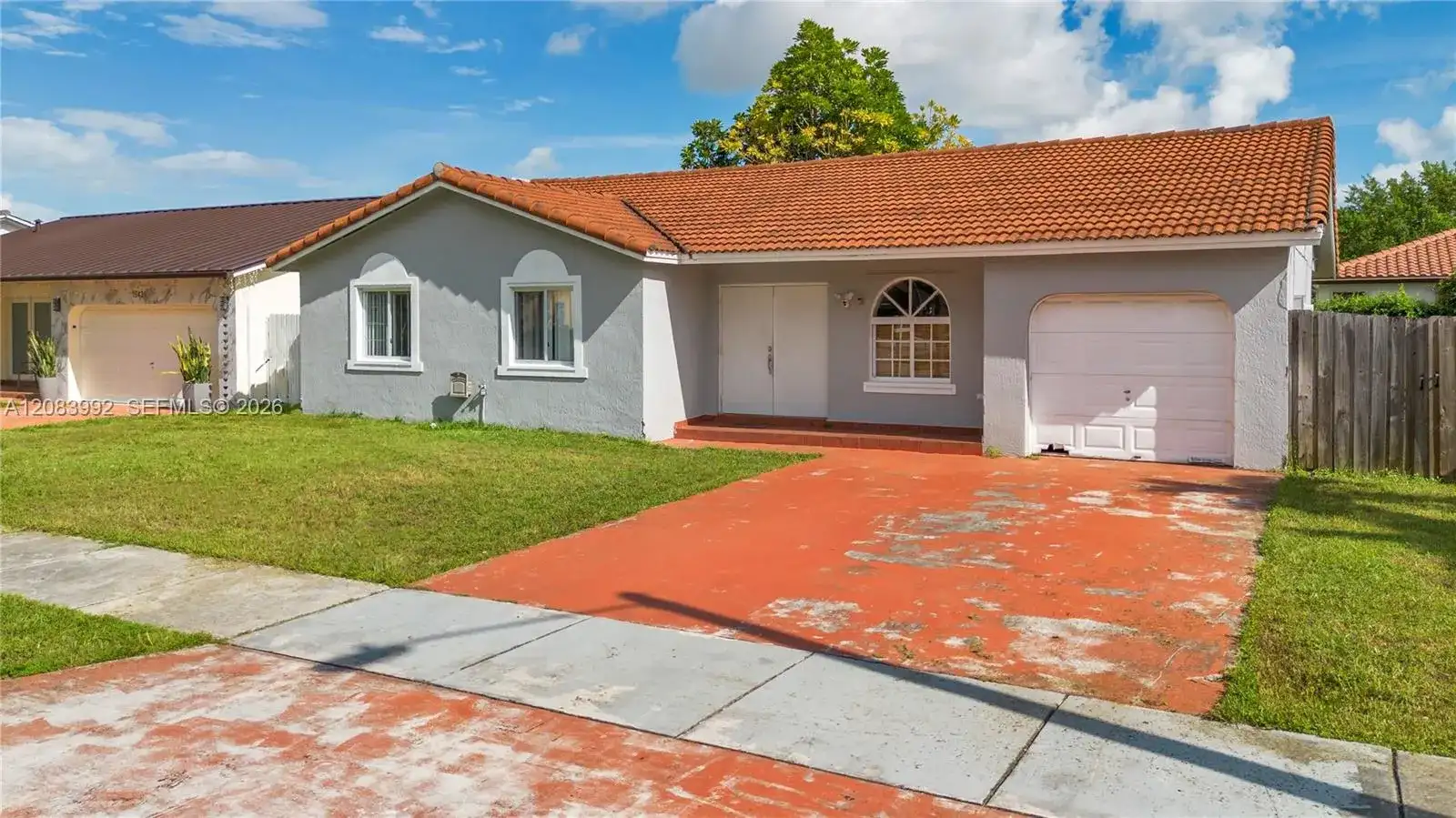 15421 SW 177th Ter, Miami FL 33187 photo 2