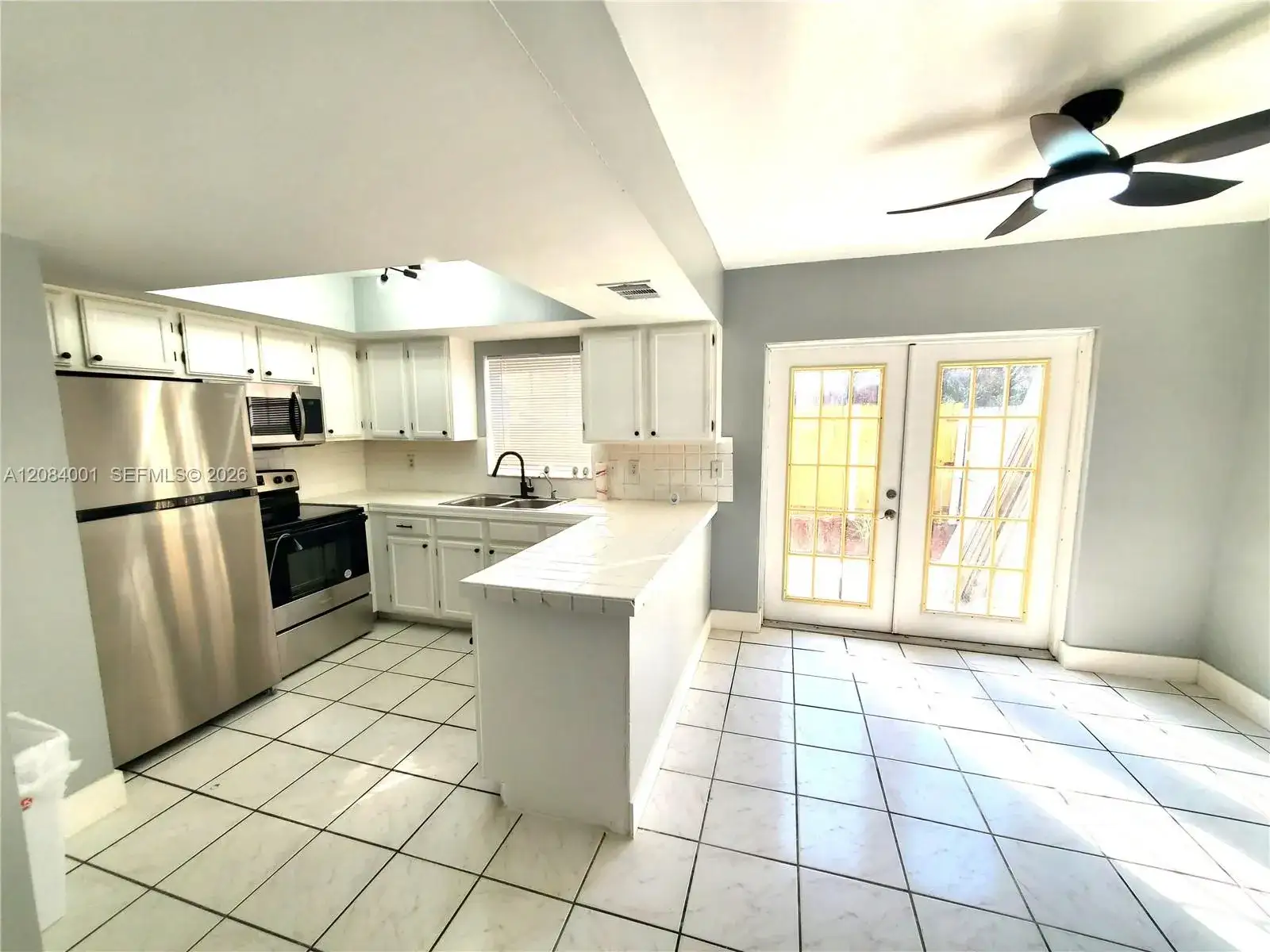 7926 Kimberly Blvd # 202, North Lauderdale FL 33068 photo 4