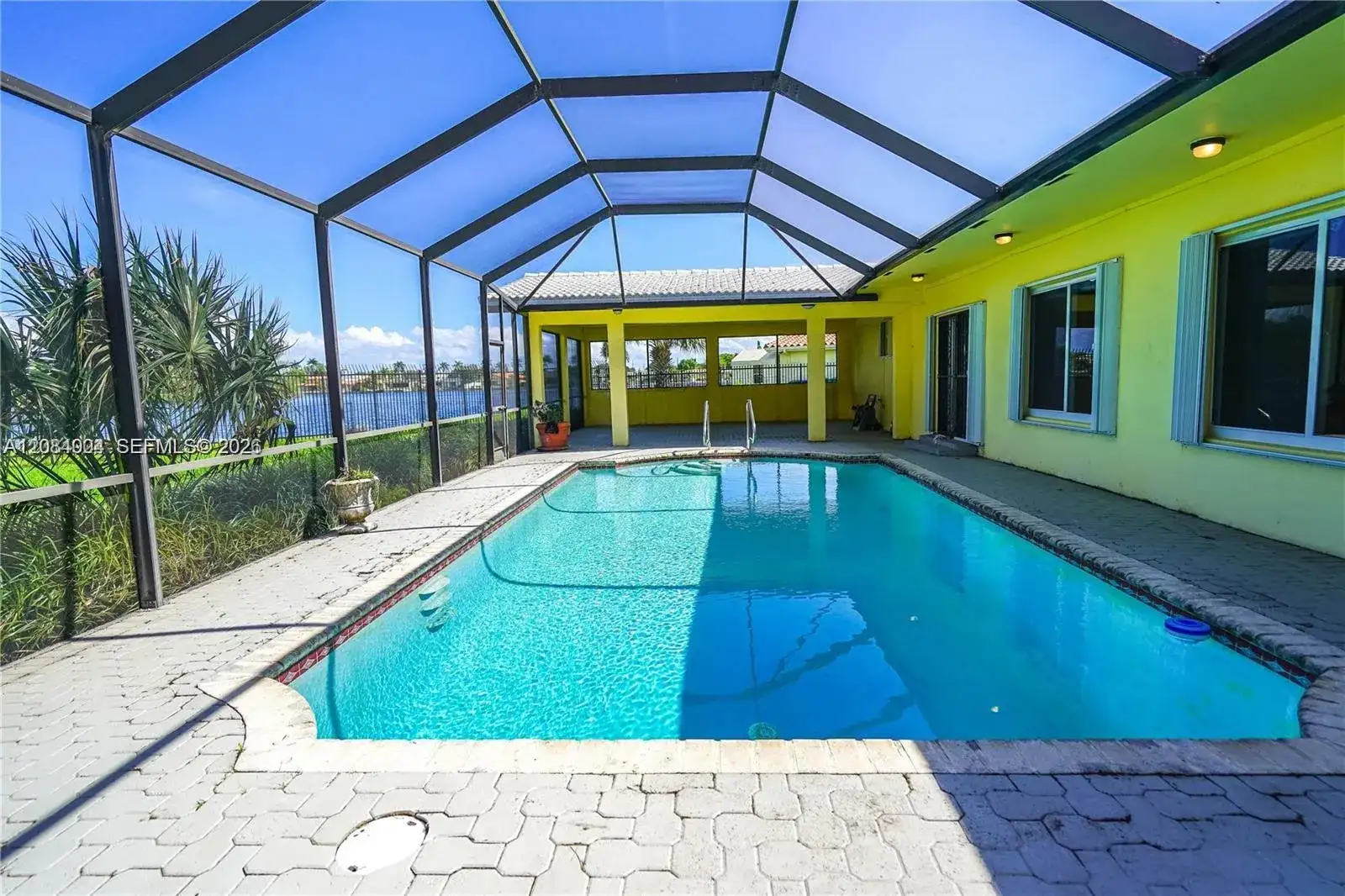 9299 NW 13th Ave, Miami FL 33147 photo 3