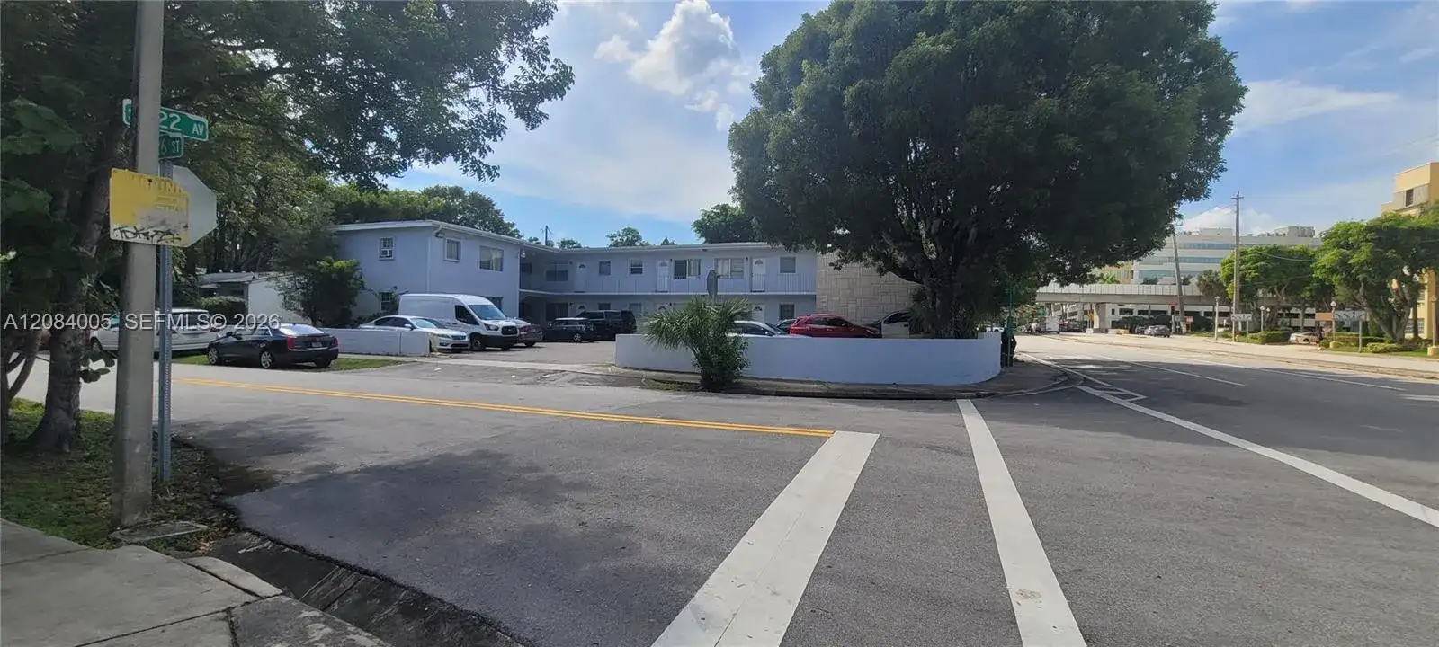 2615 SW 22nd Ave # 17, Miami FL 33133 photo 2