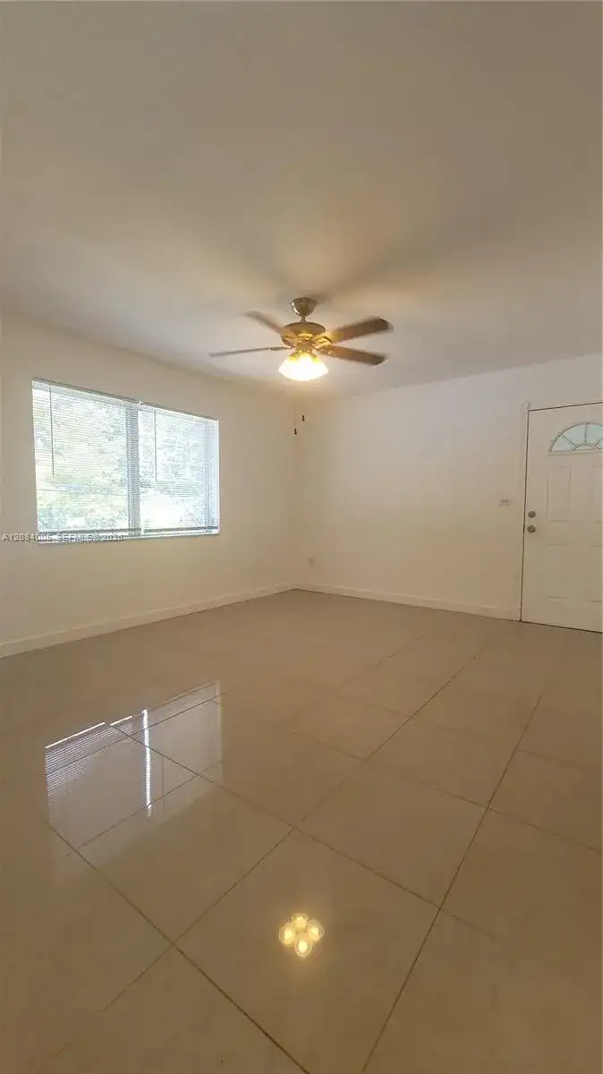 2615 SW 22nd Ave # 17, Miami FL 33133 photo 5