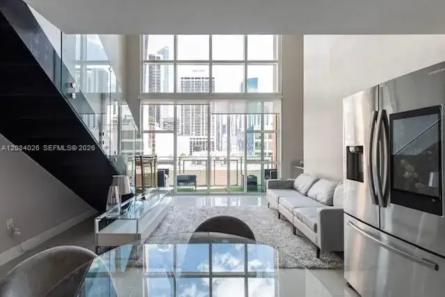 253 NE 2nd St # 416, Miami FL 33132